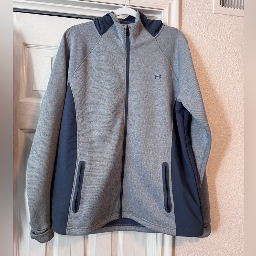Under Armour Woman’s Gray and Navy Full-Zip Performance Swacket